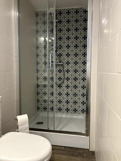 Au Cabinet Childeric Apartment Tournai Bagian luar foto